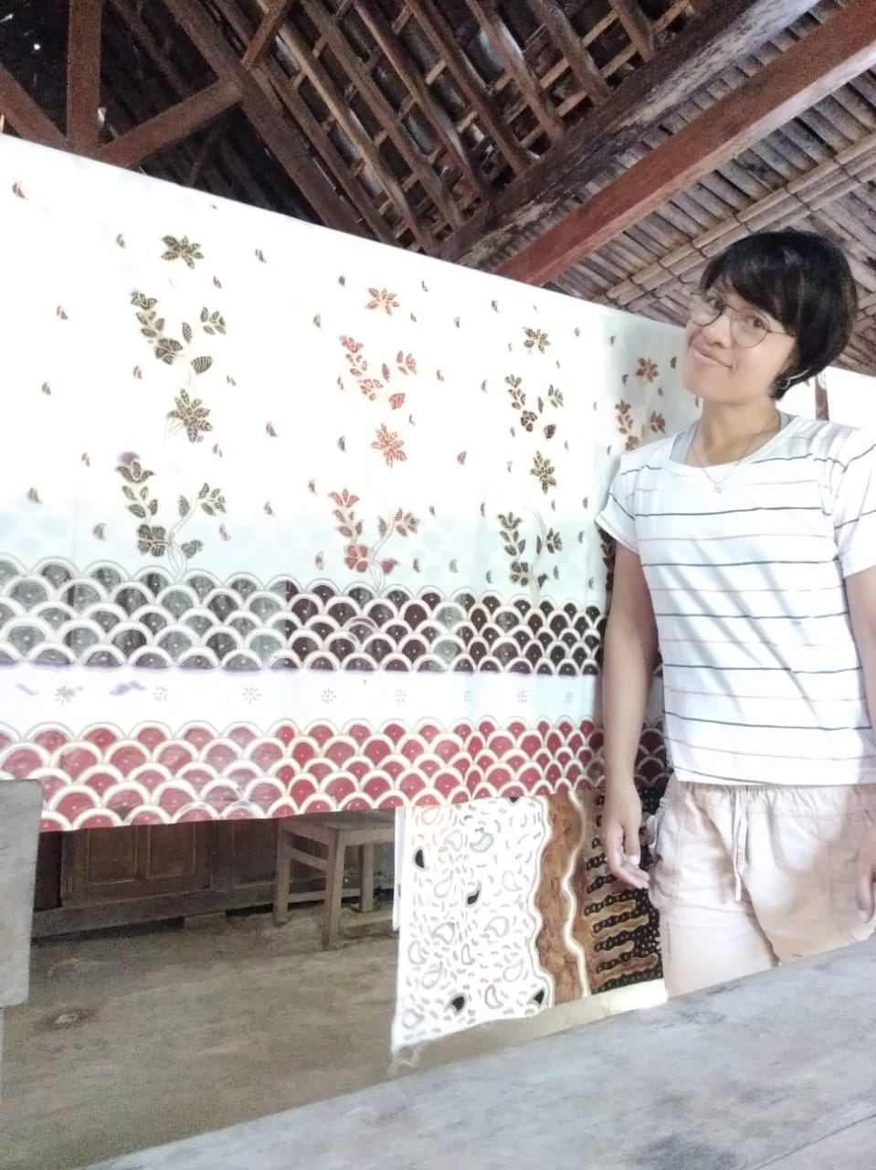 Mengenal Lebih Dekat : Pembatik Muda Hargorejo 1 “Mbak Sulis”